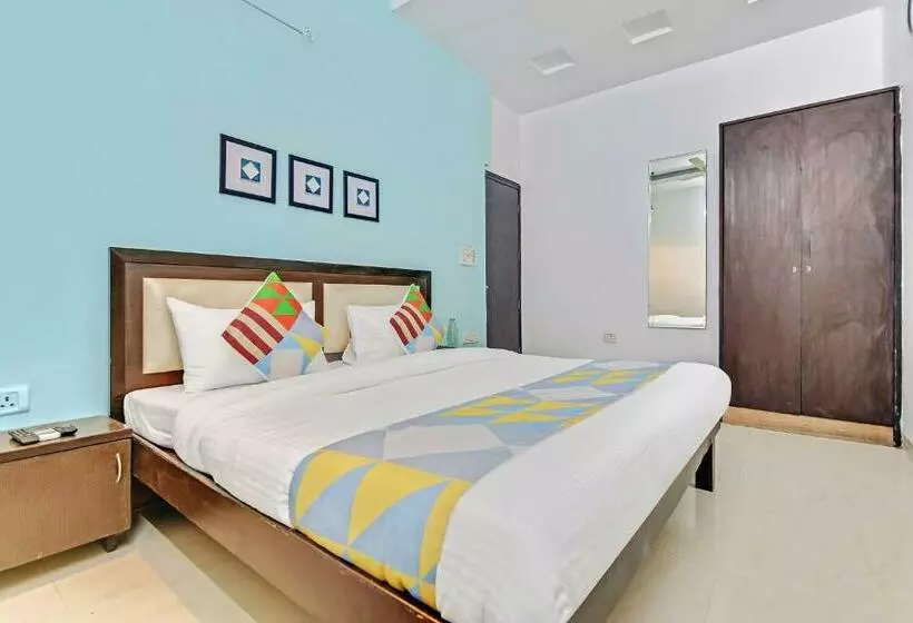 Majatalo Oyo 78766 Meera Residency Homes