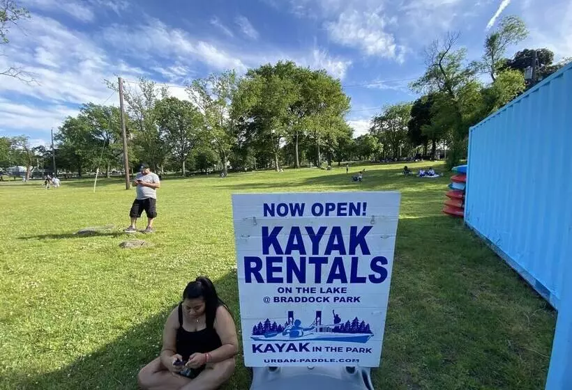 Majatalo Room In Guest Room   7privateroom Jacuzzimassage Sitparking15mins2ny