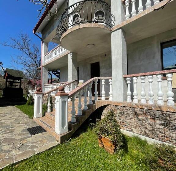 Bed and Breakfast у михайла