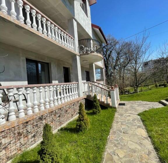 Bed and Breakfast у михайла