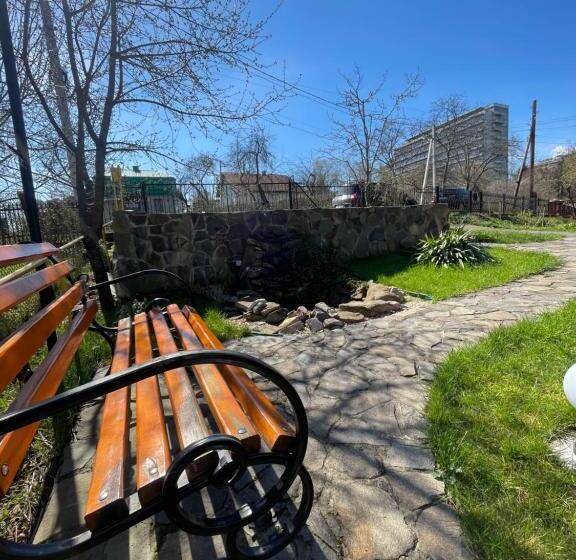 Bed and Breakfast у михайла