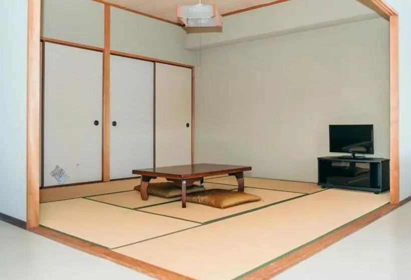 Hotelli Global Resort Misen   グローバルリゾート弥山