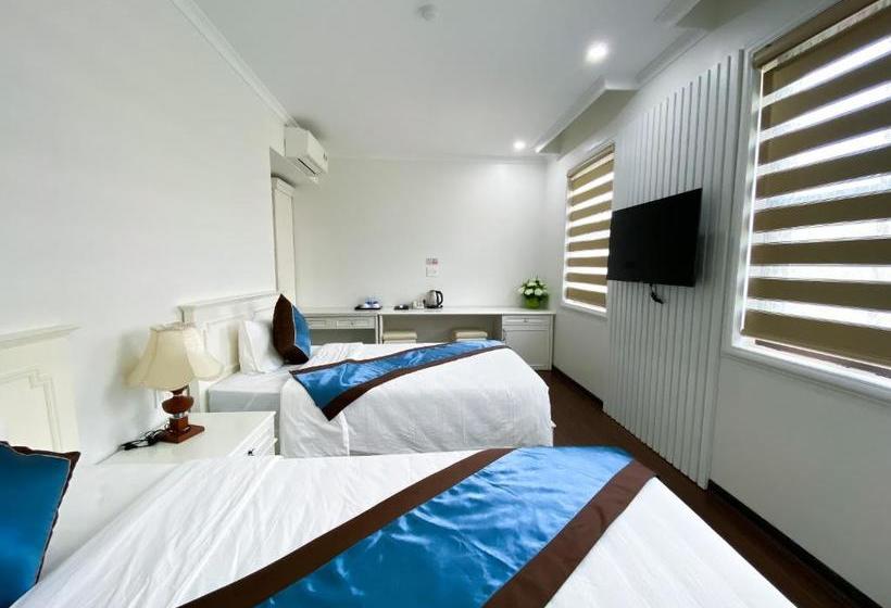 酒店 Khách Sạn Time Lotus Hạ Long