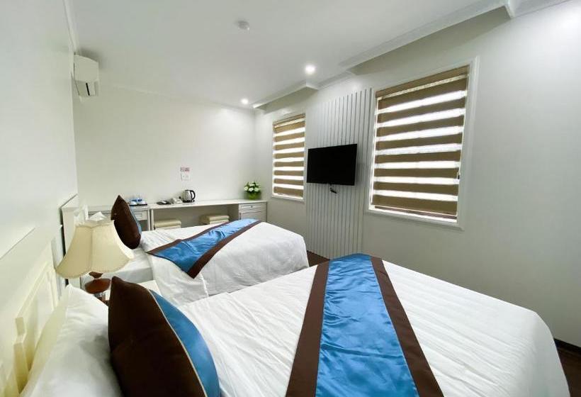 酒店 Khách Sạn Time Lotus Hạ Long