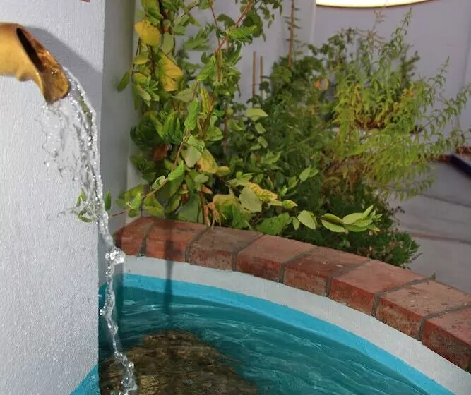 Casa Banos De La Villa