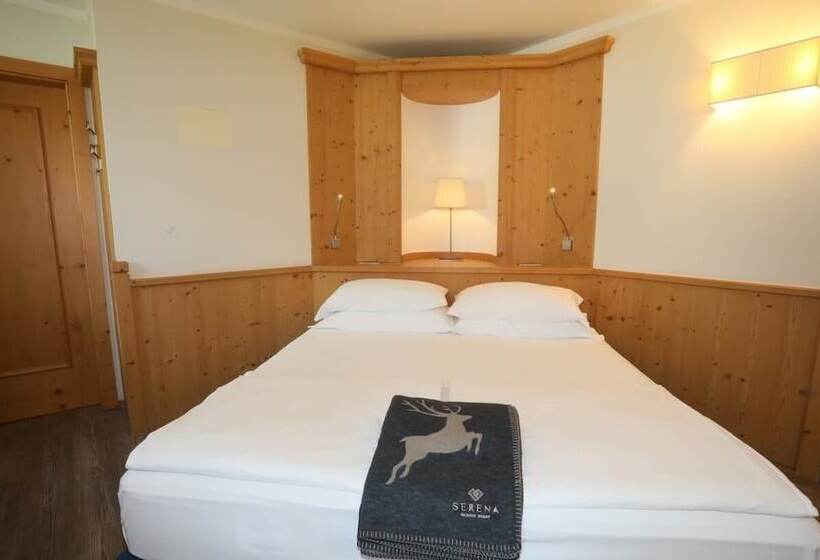 Family Hotel Serena