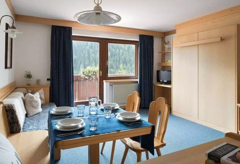 Отель Apartments Boè