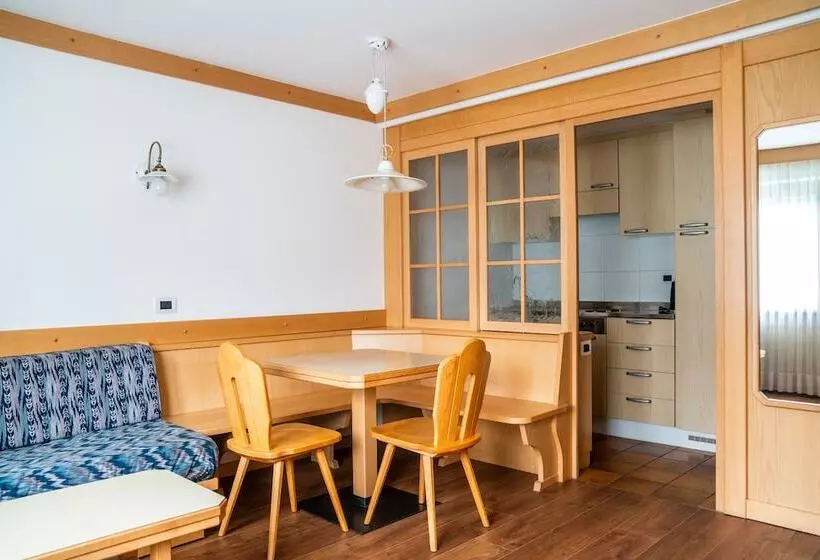 Отель Apartments Boè