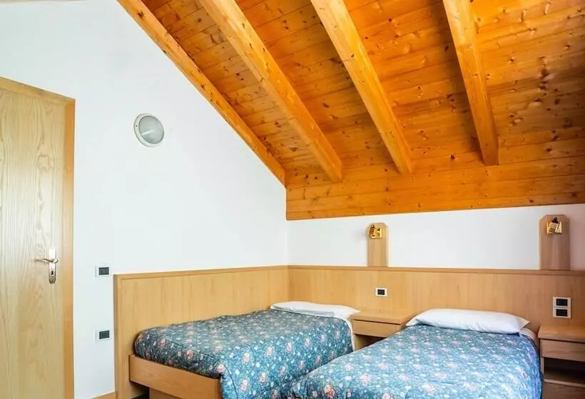 Отель Apartments Boè