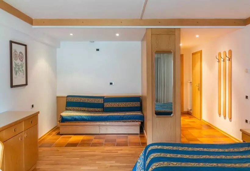 Отель Apartments Boè