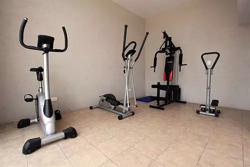 هتل Atenea Suites