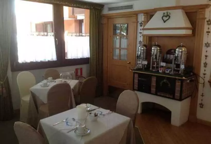 Отель Caminetto