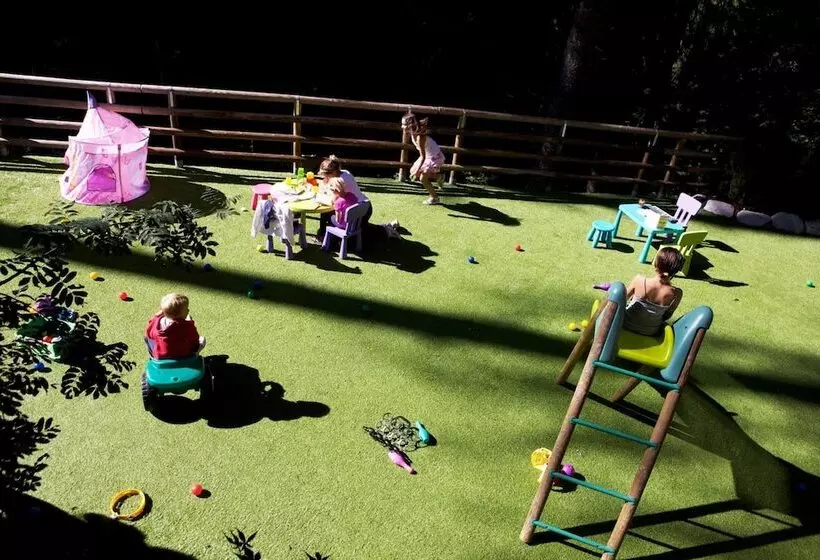 Отель Caminetto