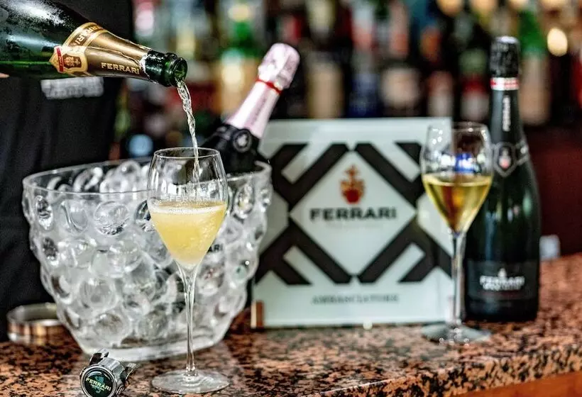 Отель Caminetto