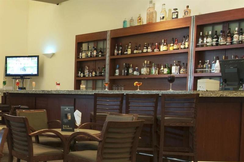 בית מלון כפרי Fiesta Inn Ecatepec