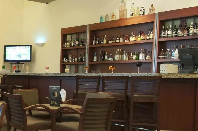 Отель Fiesta Inn Ecatepec