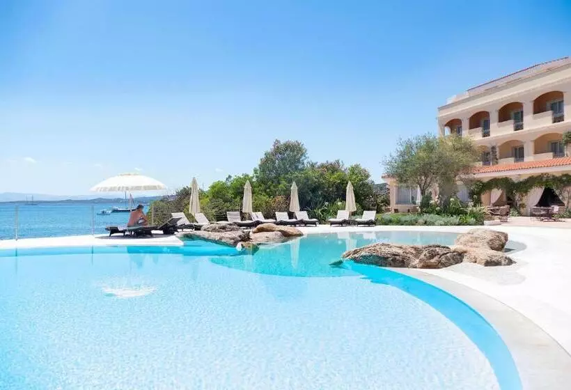 Gabbiano Azzurro Hotel & Suites