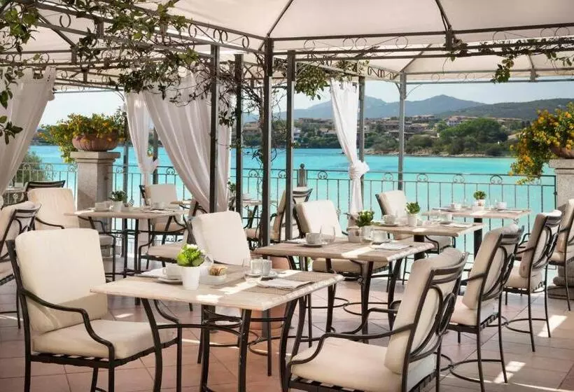 Gabbiano Azzurro Hotel & Suites