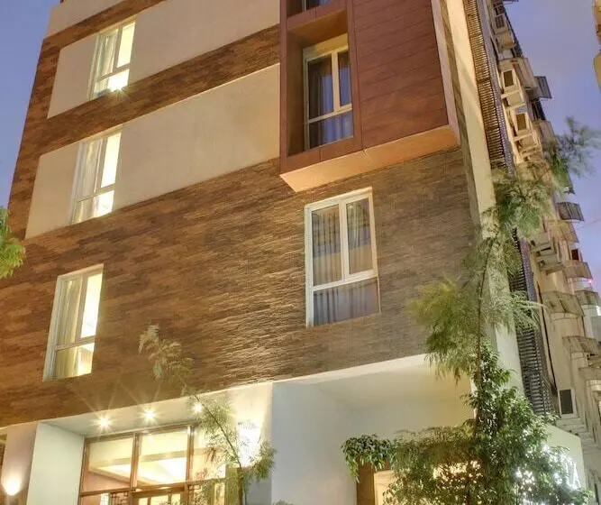 酒店 Justa Off Mg Road