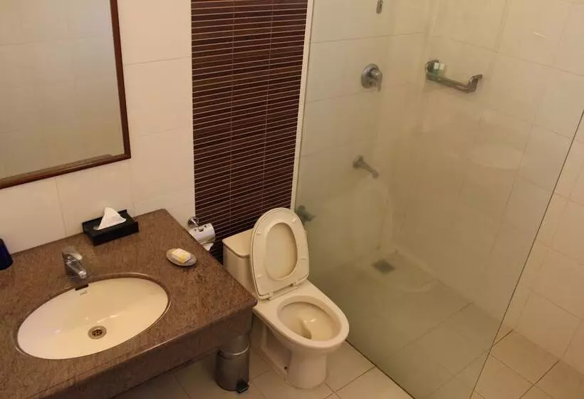 酒店 Justa Off Mg Road