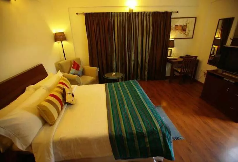 酒店 Justa Off Mg Road