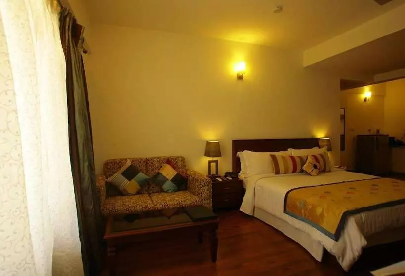 酒店 Justa Off Mg Road