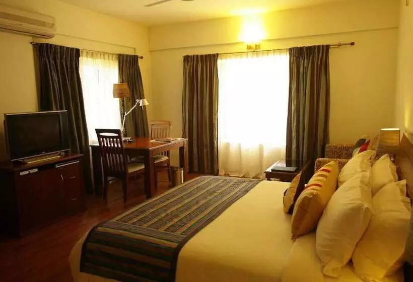 酒店 Justa Off Mg Road