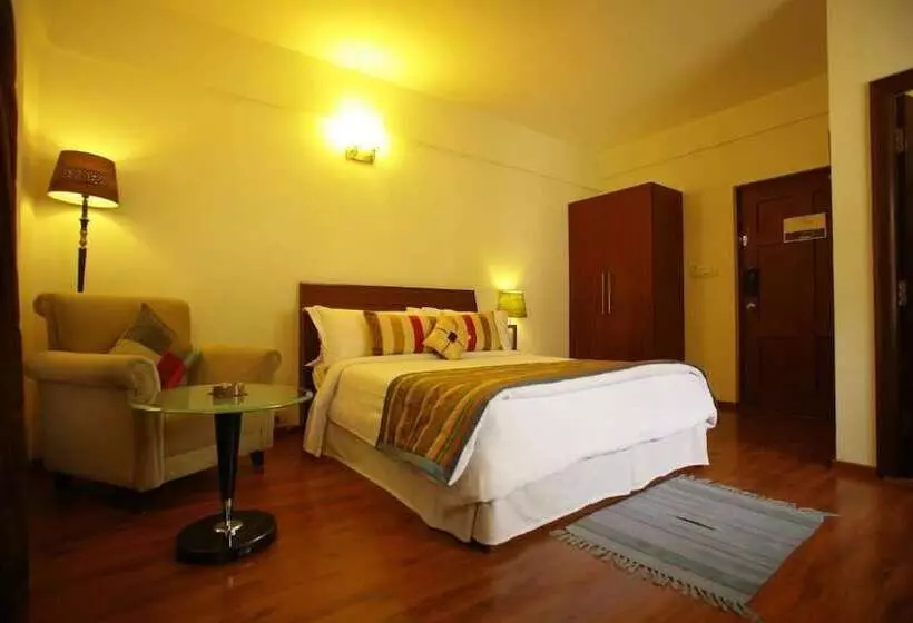 酒店 Justa Off Mg Road