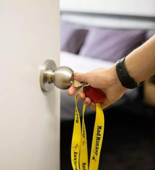 בית מלון כפרי Mad Monkey Village