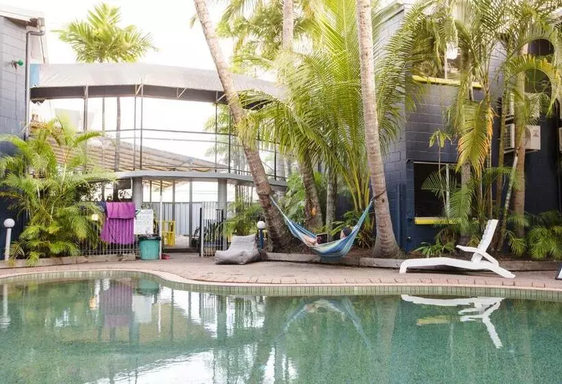 בית מלון כפרי Mad Monkey Village