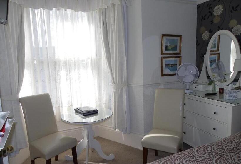 فندق Maison Dieu Guest House