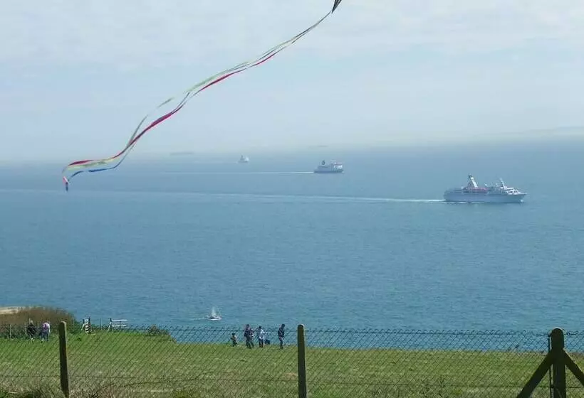 فندق Maison Dieu Guest House