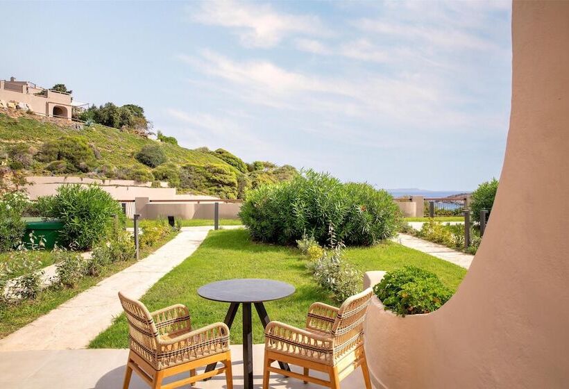 Отель Mangias Sardinia Resort