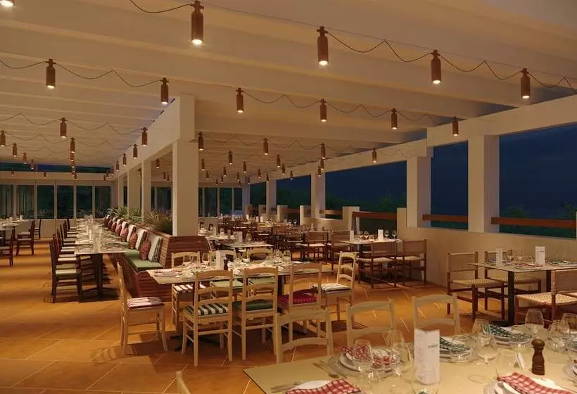 ホテル Mangias Sardinia Resort