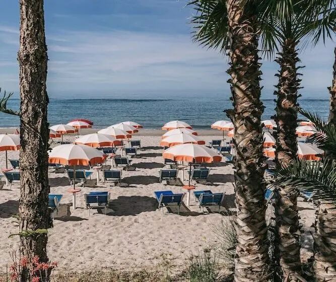 Hotelli Mclub Alicudi