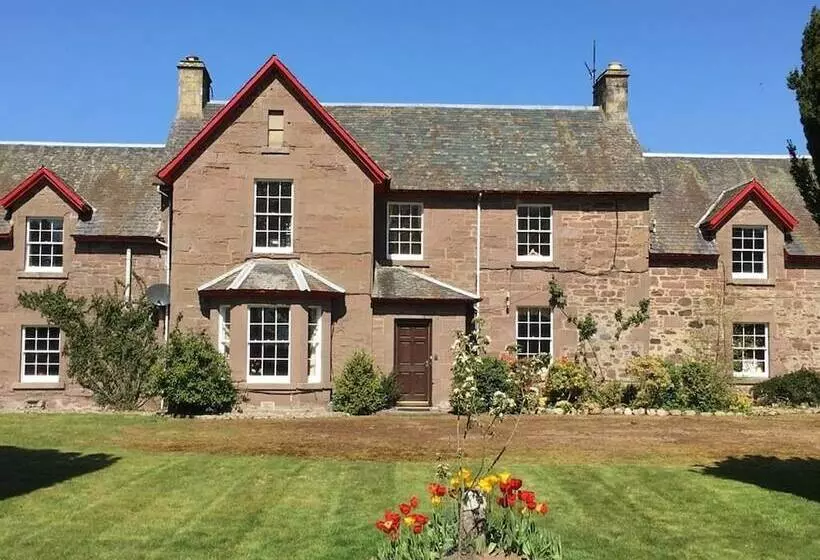 Hotelli Newmill Farm