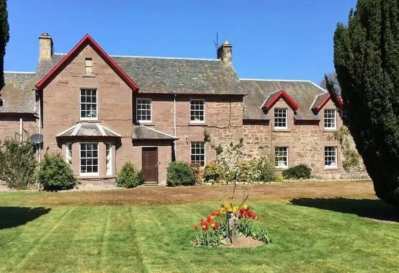 Hotelli Newmill Farm