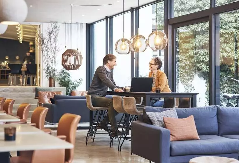 Отель Oasia Aarhus City