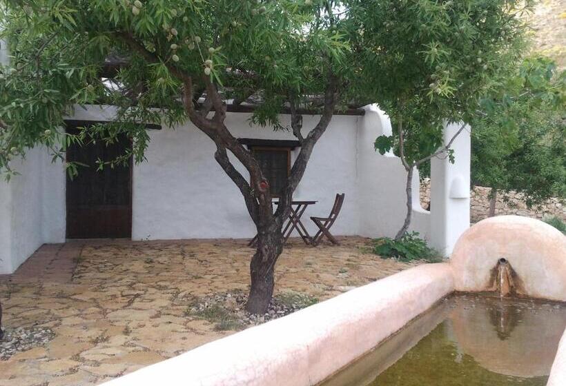 هتل Rural Cortijo La Alberca