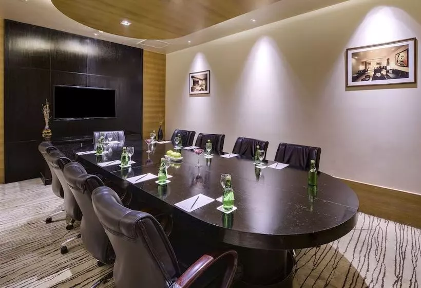 Hotel Svelte Delhi, A Member Of Radisson Individuals