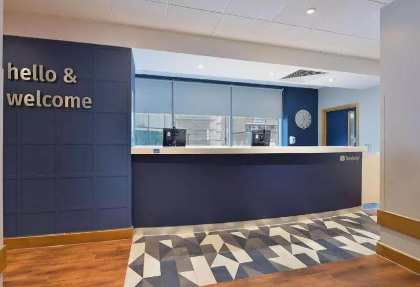 호텔 Travelodge London Central Southwark