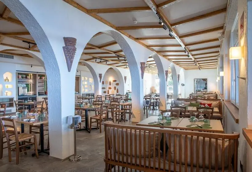 Mangia’s Sardinia Resort