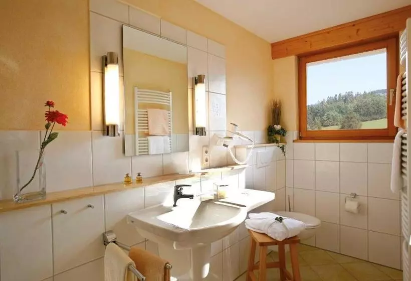 Retkeilymaja Zum Breitenberg