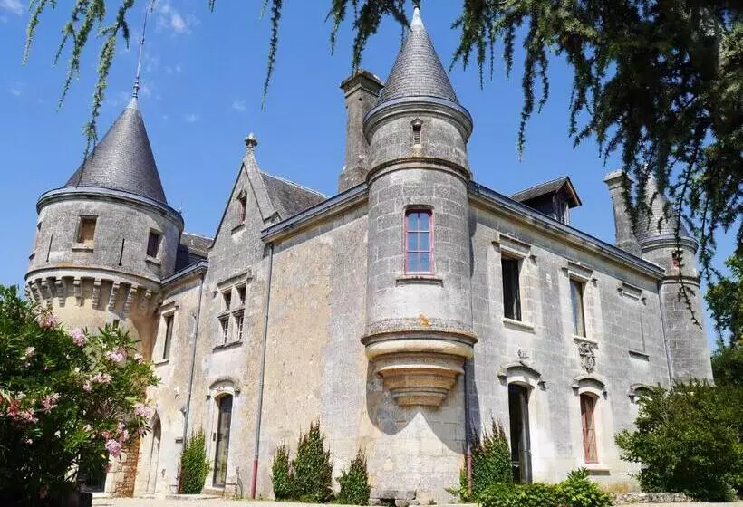 تختخواب و صبحانه Chateau De La Grave