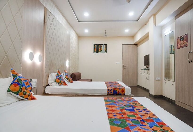 Fabhotel Royale Celebrations