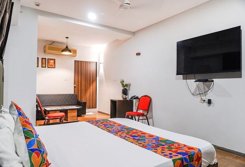 Fabhotel Royale Celebrations