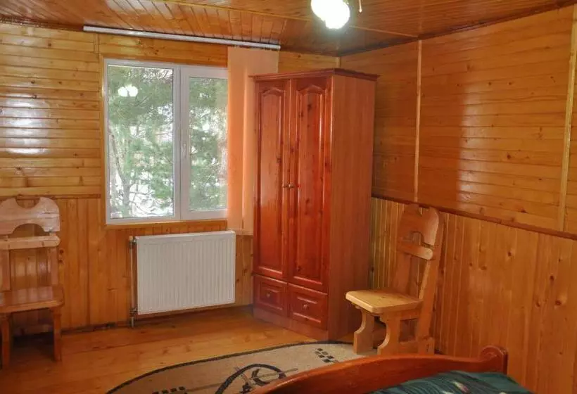 Hotelli сосновий двір