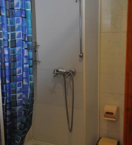 Отель сосновий двір