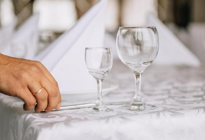 בית מלון כפרי роляда