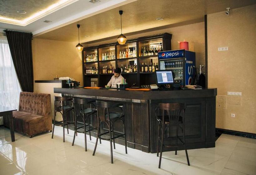 בית מלון כפרי роляда